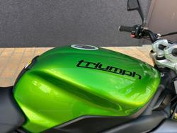 2014 Triumph Street Triple 675 Street Triple Green