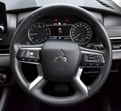 2022 Mitsubishi Outlander ES