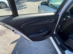 2016 Holden Commodore SV6 VF Series II MY16 Heron White