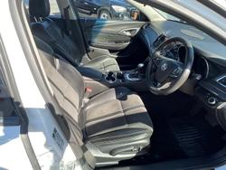 2016 Holden Commodore SV6 VF Series II MY16 Heron White