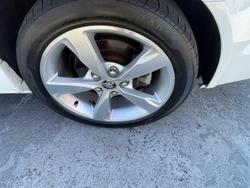 2016 Holden Commodore SV6 VF Series II MY16 Heron White