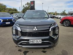 2025 Mitsubishi Outlander LS