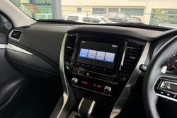 2024 Mitsubishi Pajero Sport GLX