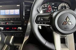 2024 Mitsubishi Pajero Sport GLX