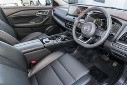 2025 Nissan X-TRAIL ST-L