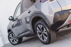 2025 Nissan X-TRAIL ST-L