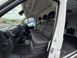2025 Peugeot Boxer Pro Mid Roof LWB