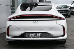 2025 MG IM5 Platinum