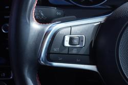 2017 Volkswagen Golf GTI Original