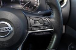 2021 Nissan Navara ST-X