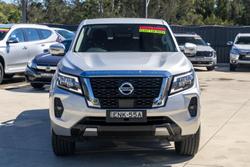 2021 Nissan Navara ST-X