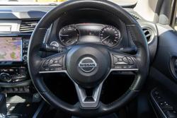 2021 Nissan Navara ST-X