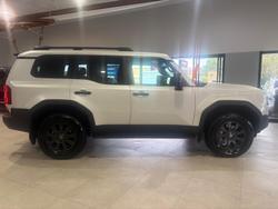 2024 Toyota Landcruiser Prado Altitude