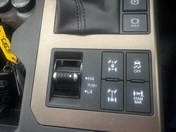 2024 Toyota Landcruiser Prado Altitude