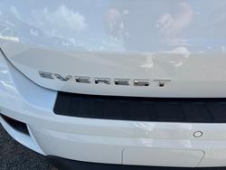 2024 Ford Everest Platinum
