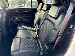 2024 Ford Everest Platinum