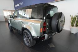 2024 Land Rover Defender 110 D350 X-Dynamic SE