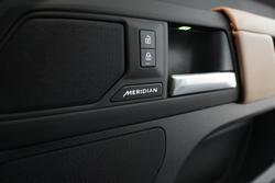 2024 Land Rover Defender 110 D350 X-Dynamic SE