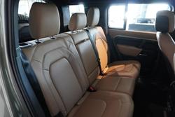 2024 Land Rover Defender 110 D350 X-Dynamic SE