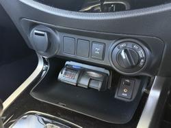 2015 Nissan Navara ST