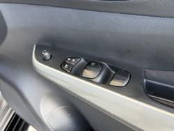 2015 Nissan Navara ST