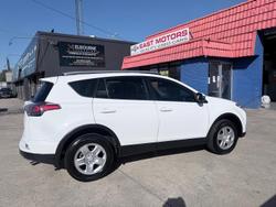 2018 Toyota RAV4 GX ASA44R AWD Glacier White