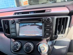 2018 Toyota RAV4 GX ASA44R AWD Glacier White