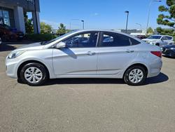 2014 Hyundai Accent Active