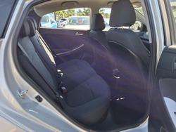 2014 Hyundai Accent Active