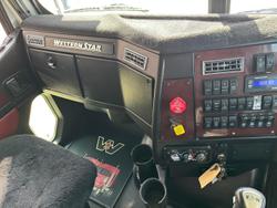 2020 Western Star 4800 Series 4800 FXB White