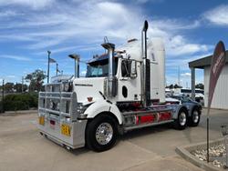 2020 Western Star 4800 Series 4800 FXB White