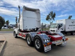 2020 Western Star 4800 Series 4800 FXB White