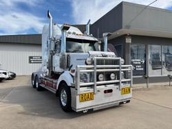 2020 Western Star 4800 Series 4800 FXB White