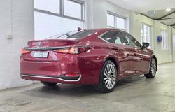 2021 Lexus ES 300h Sports Luxury