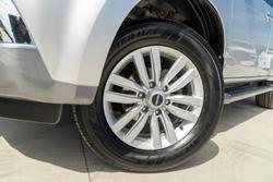 2019 Isuzu MU-X LS-T