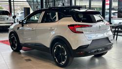 2025 Mitsubishi ASX Exceed XE MY25 Crystal White with Onyx Black Roof