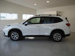 2022 Subaru Forester 2.5i
