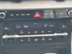 2023 Kia Carnival SLi