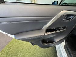 2024 Mitsubishi Pajero Sport Exceed