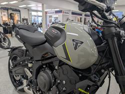 2026 Triumph TRIDENT 660 (LAMS) grey