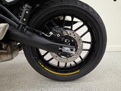 2026 Triumph SPEED 400 Yellow