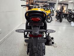 2026 Triumph SPEED 400 Yellow