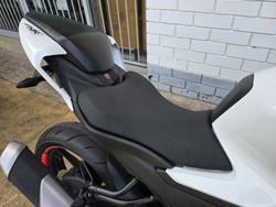 2024 CFMOTO 450 NK White