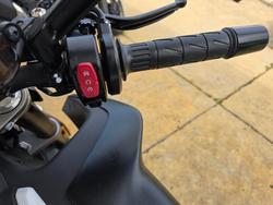 2024 CFMOTO 450 NK White