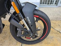 2024 CFMOTO 450 NK White