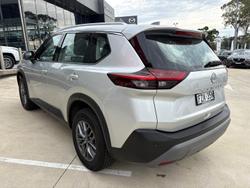 2024 Nissan X-TRAIL ST