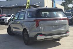 2024 Kia Carnival S