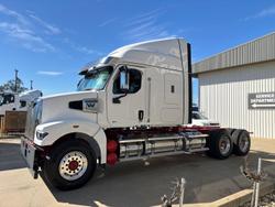 2025 Western Star 48X White