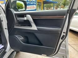 2019 Toyota Landcruiser Sahara