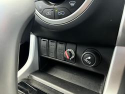 2020 Isuzu MU-X LS-T